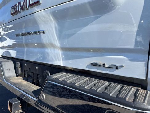Used 2023 GMC Sierra 2500 SLT w/ SLT Premium Package image 13