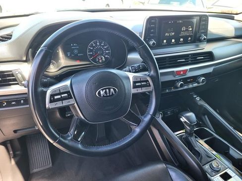 Used 2020 Kia Telluride S w/ S 8 Passenger Seating Package AWD/4WD image 9