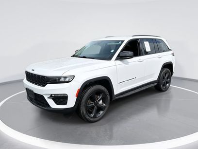 Used 2023 Jeep Grand Cherokee Limited w/ Black Appearance Package