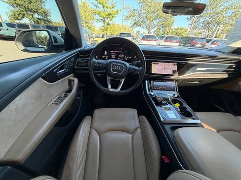 Used 2021 Audi Q8 Prestige AWD/4WD image 17