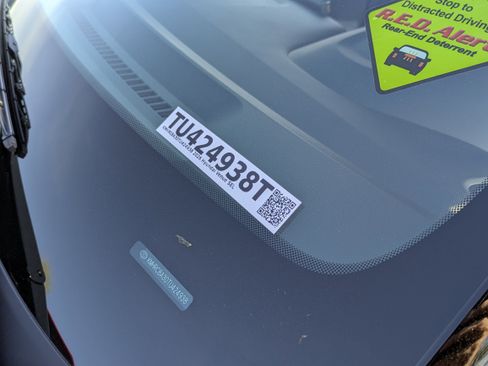 Certified 2026 Hyundai Venue SEL image 32