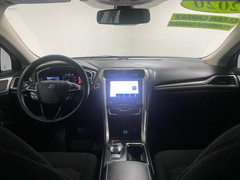 Used 2020 Ford Fusion SE image 25