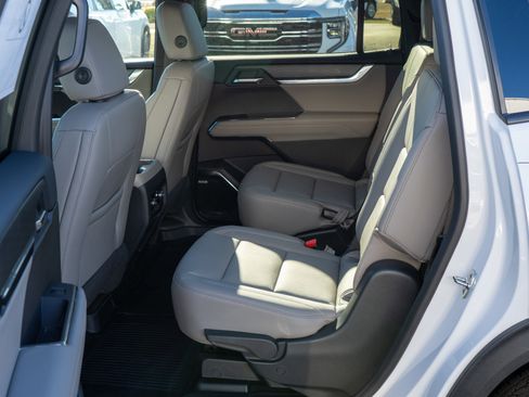 New 2026 GMC Acadia Elevation w/ Elevation Premium Package image 19