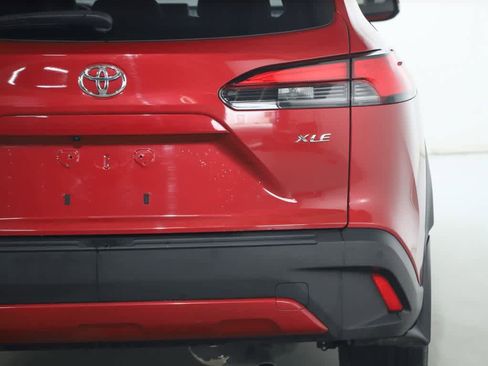 Certified 2023 Toyota Corolla Cross XLE w/ Convenience Package FWD image 44