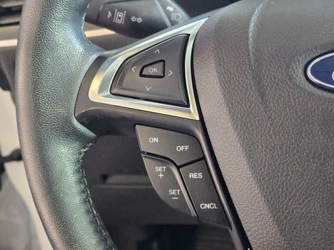 Used 2022 Ford Edge SEL w/ Convenience Package image 14