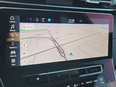 New 2024 Maserati Grecale Trofeo image 9