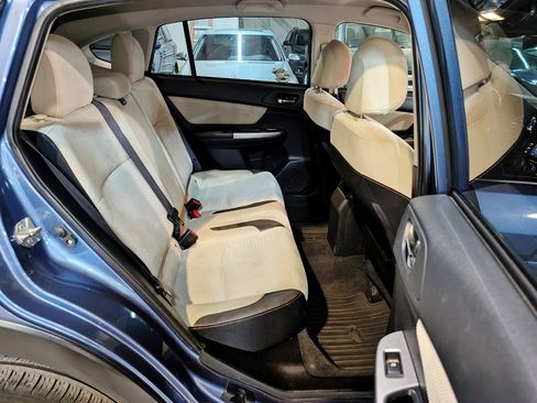 Used 2017 Subaru Crosstrek 2.0i Premium AWD/4WD image 23