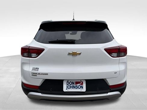 Certified 2022 Chevrolet TrailBlazer LT w/ Convenience Package AWD/4WD image 18