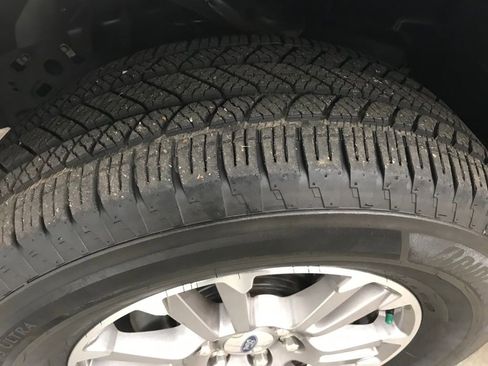 Used 2019 Ford F150 Lariat image 39