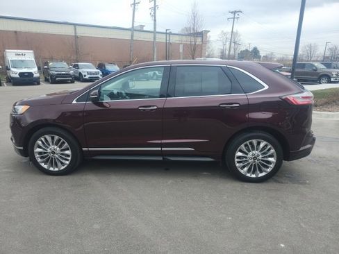 Used 2023 Ford Edge Titanium w/ Equipment Group 301A image 8