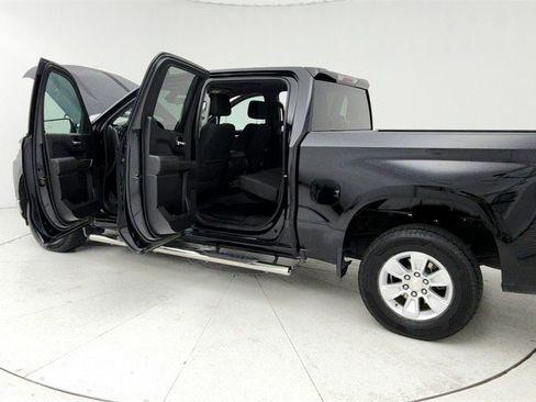 Used 2021 Chevrolet Silverado 1500 LT image 11