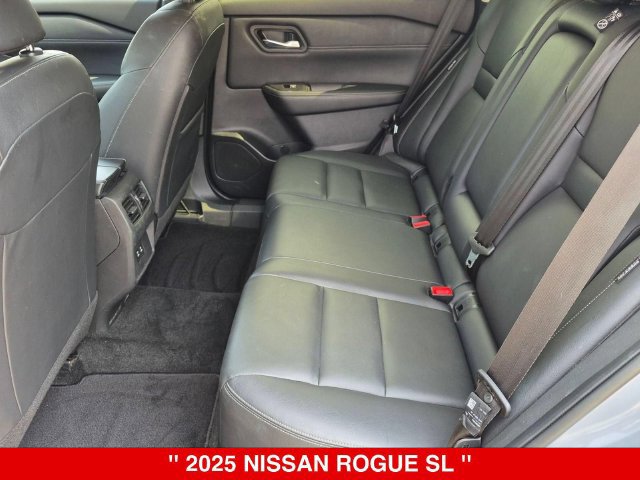 Certified 2025 Nissan Rogue SL AWD/4WD image 37