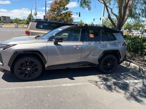 Certified 2026 Toyota RAV4 XSE w/ Panoramic Sun Roof Package AWD/4WD image 10