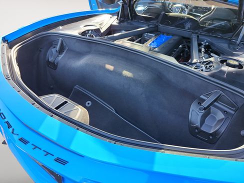 Used 2021 Chevrolet Corvette Stingray Preferred Cpe w/ Battery Protection Package RWD image 15