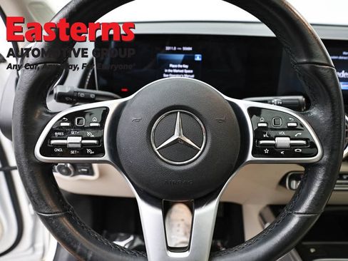 Used 2021 Mercedes-Benz GLB 250 4MATIC image 10