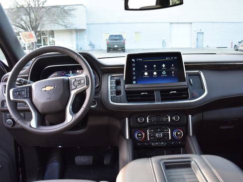 Used 2022 Chevrolet Tahoe LT w/ Luxury Package image 33