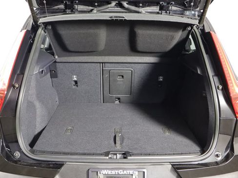 Used 2023 Volvo XC40 Recharge Plus AWD/4WD image 16