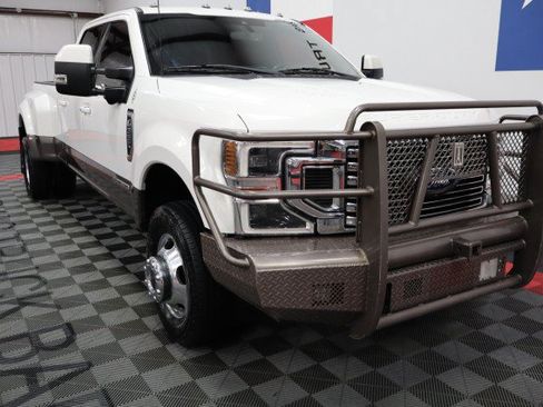 Used 2022 Ford F350 King Ranch w/ King Ranch Ultimate Package AWD/4WD image 23