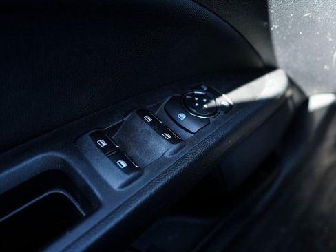 Used 2018 Ford Fusion SE w/ Fusion SE Technology Package image 20