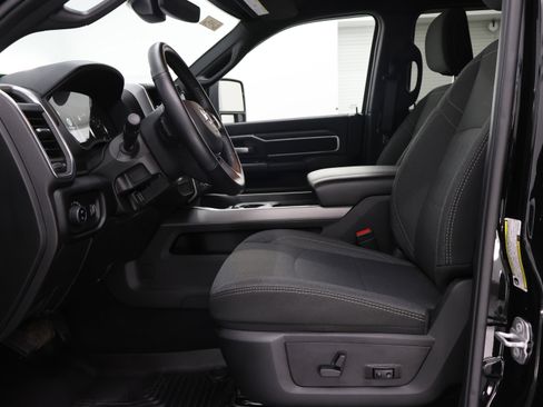 Used 2024 RAM 3500 Big Horn w/ Night Edition image 8