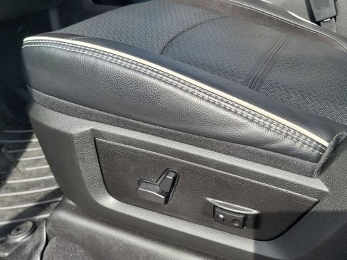 Used 2025 RAM 2500 Laramie AWD/4WD image 18