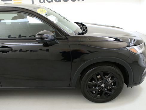 Used 2024 Honda HR-V Sport image 11