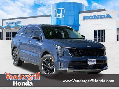 Used 2024 Kia Sorento S w/ Panoramic Sunroof Package
