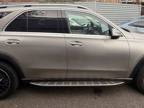 Used 2020 Mercedes-Benz GLE 350 4MATIC w/ 3rd Row Seat Package image 4