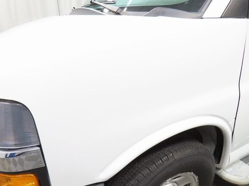 Used 2021 Chevrolet Express 2500 Work Van w/ Driver Convenience Package image 33