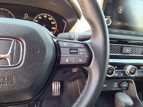 Used 2024 Honda Civic Sport image 11