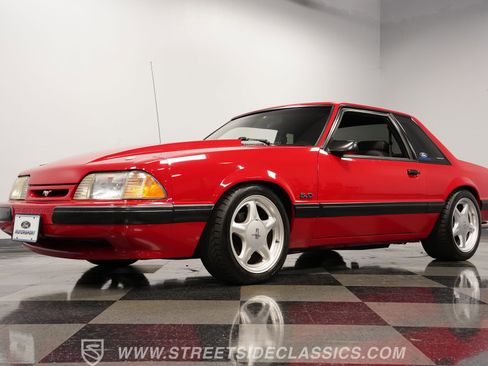 Used 1991 Ford Mustang LX image 21