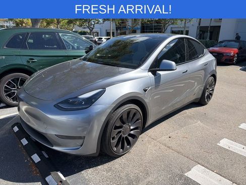 Used 2024 Tesla Model Y Performance image 1