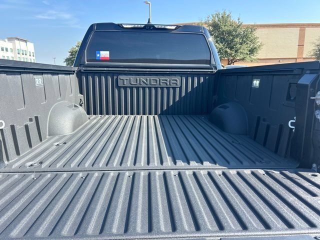 Used 2023 Toyota Tundra Limited AWD/4WD image 9