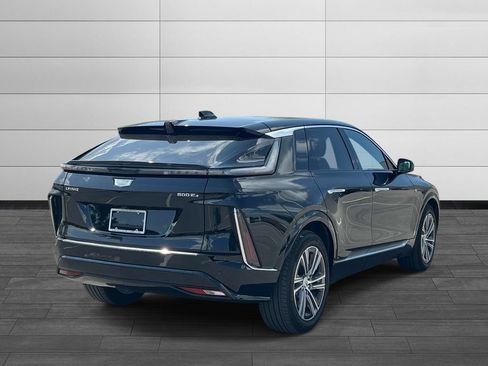 Certified 2024 Cadillac Lyriq Luxury w/ LPO, Floor Liner Package AWD/4WD image 6