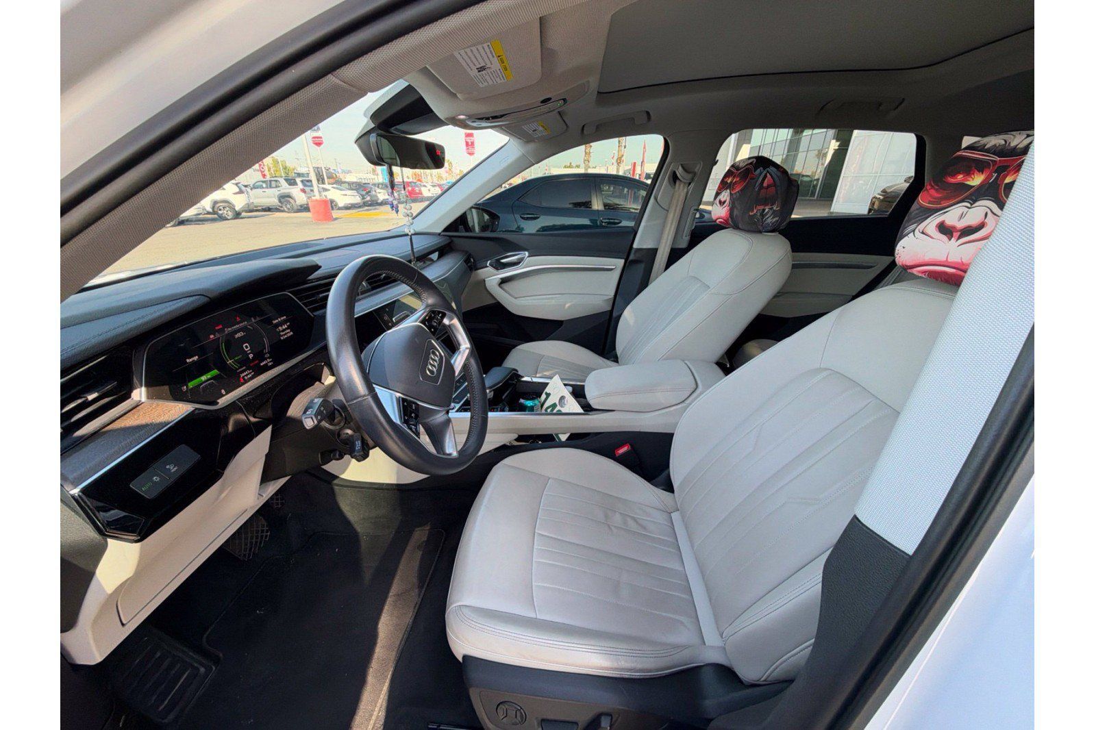 Used 2021 Audi e-tron Premium w/ Convenience Plus Package AWD/4WD image 6