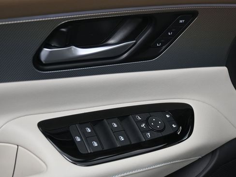 New 2026 Nissan Murano Platinum AWD/4WD image 16