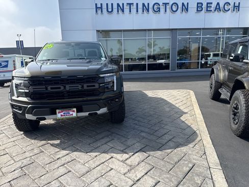 Used 2025 Ford F150 Raptor image 27