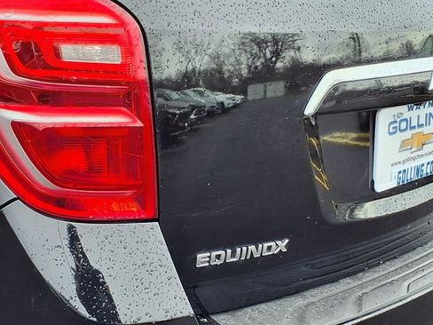 Used 2017 Chevrolet Equinox LT w/ Convenience Package image 21