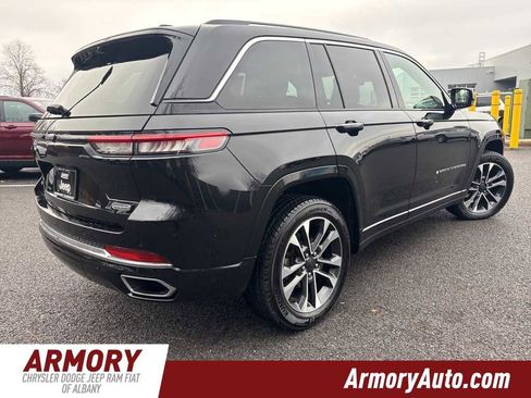 Used 2022 Jeep Grand Cherokee Overland w/ Luxury Tech Group IV image 4