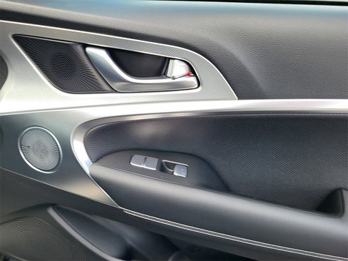 New 2026 Genesis G70 2.5T Prestige image 13