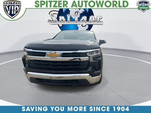Used 2023 Chevrolet Silverado 1500 LT w/ Protection Package AWD/4WD image 3