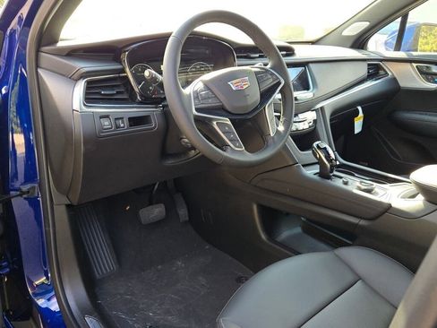 New 2025 Cadillac XT5 Premium Luxury image 23