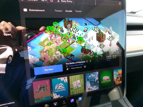 Used 2018 Tesla Model 3 Mid Range image 20