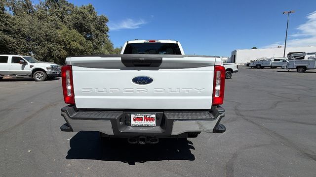 New 2026 Ford F250 XLT w/ FX4 Off-Road Package AWD/4WD image 5
