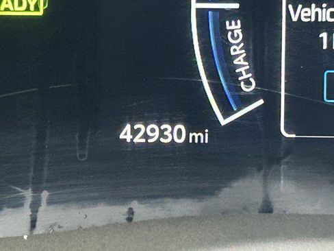 Certified 2025 Toyota Camry SE FWD image 24