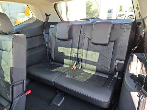 New 2026 Volkswagen Atlas SE image 10