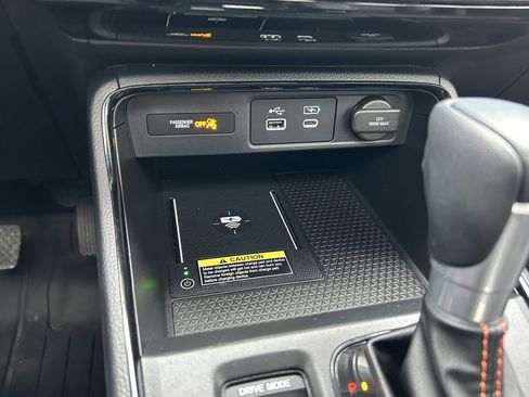 Used 2025 Honda CR-V Sport Touring image 33