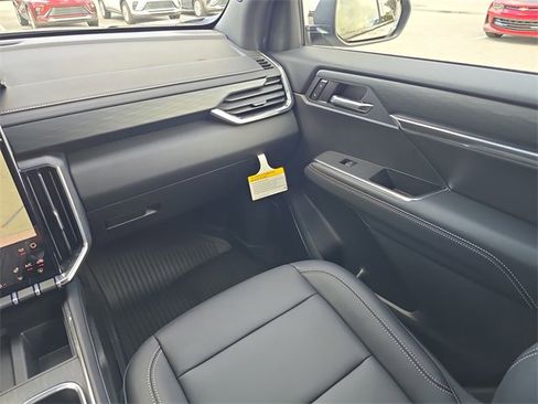 New 2026 GMC Acadia Elevation w/ Black Edition image 15