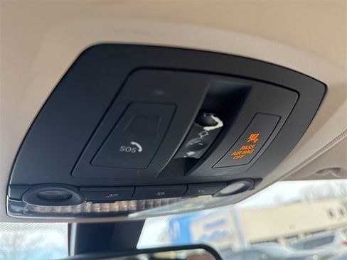 Used 2015 BMW 528i xDrive Sedan image 17