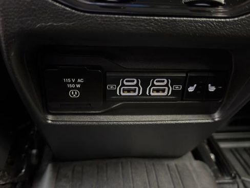 Used 2023 Jeep Grand Cherokee Limited w/ Black Appearance Package RWD image 29